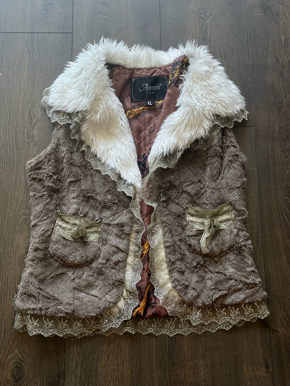 Annva Faux Fur Vest